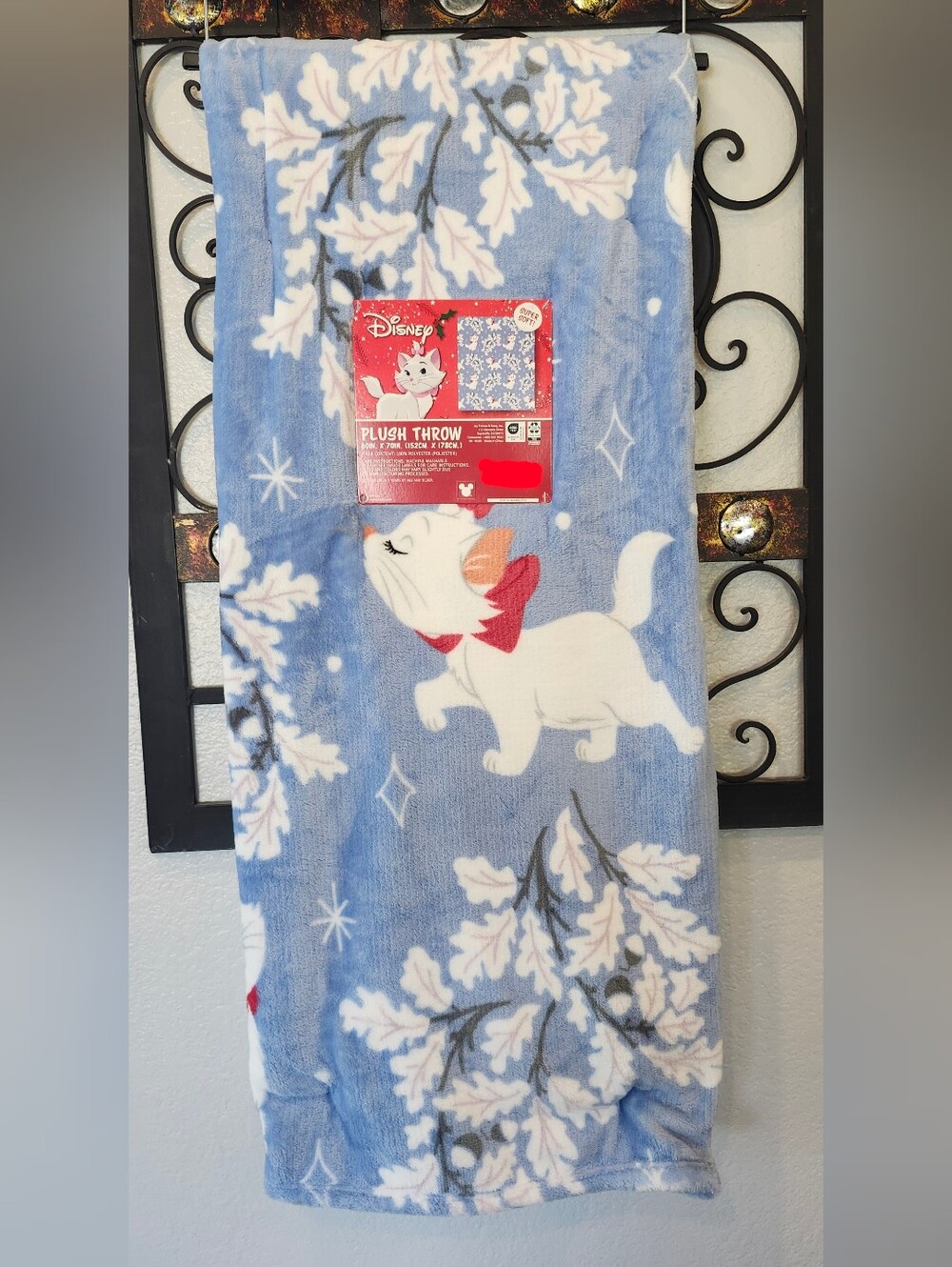 Disney Aristocats Blue Plush Throw Blanket with White Kitten Winter Theme